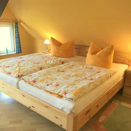 Apartment Ferienwohnung Bley Oben Althagen